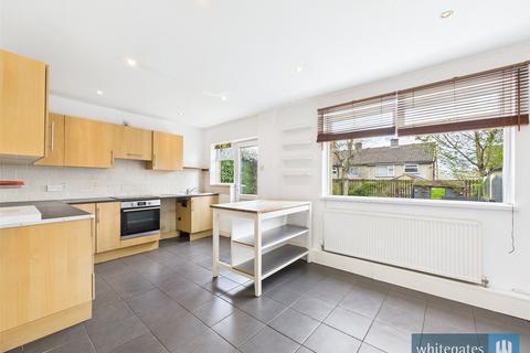 3 bedroom terraced house to rent, Gillingham Green, Bradford, West Yorkshire, BD4