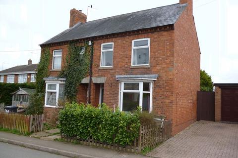 2 bedroom semi-detached house to rent, WEEDON