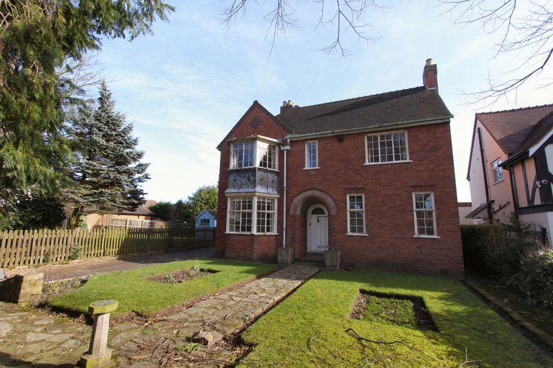 WEDNESFIELD, Long Knowle Lane 3 bed detached house £300,000