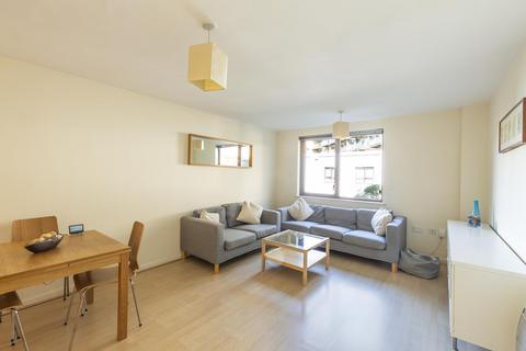 1 bedroom flat to rent, St David Mews, City Centre
