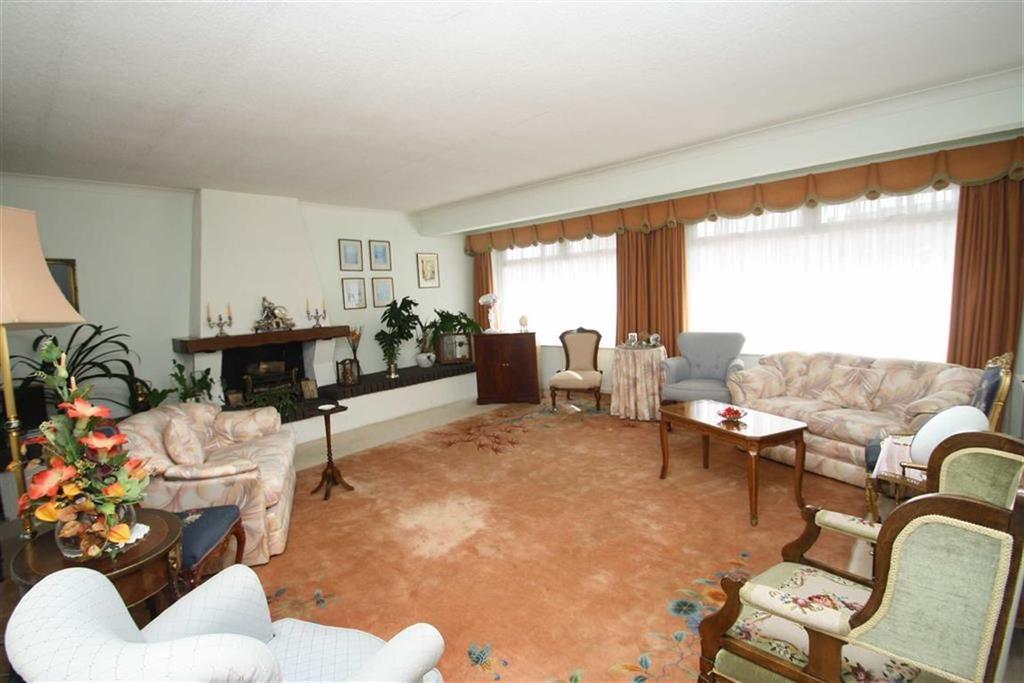 Overhill Drive, Wilmslow Park North, Wilmslow 3 bed detached bungalow