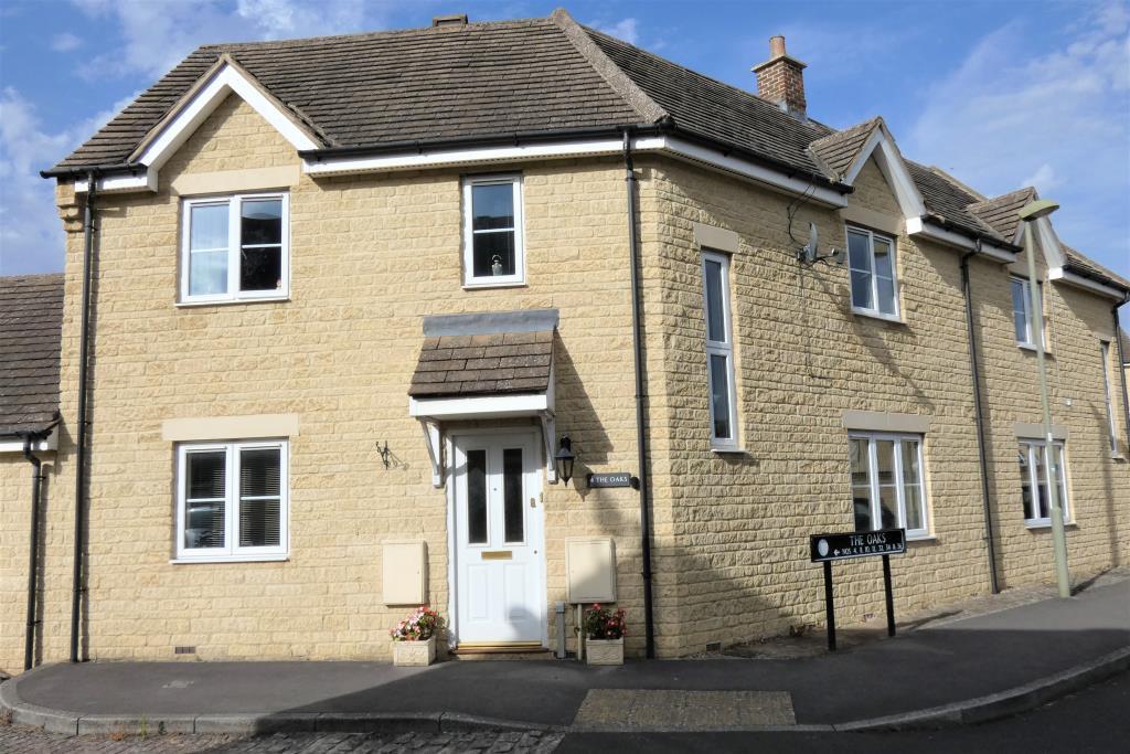The Oaks, Shilton Park, Carterton, Oxon 3 bed end of terrace house £295,000