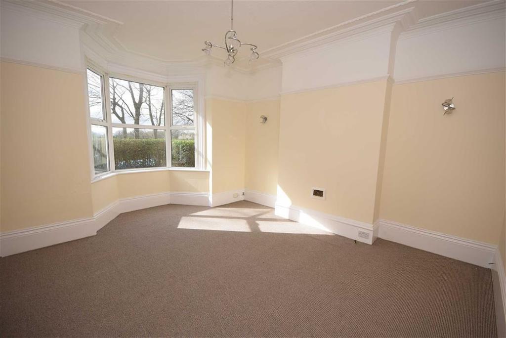 West Park Road, South Shields, South Shields 2 bed flat £400 pcm (£92 pw)
