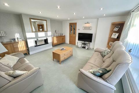 4 bedroom semi-detached house for sale, Lilac Gardens, Cleadon