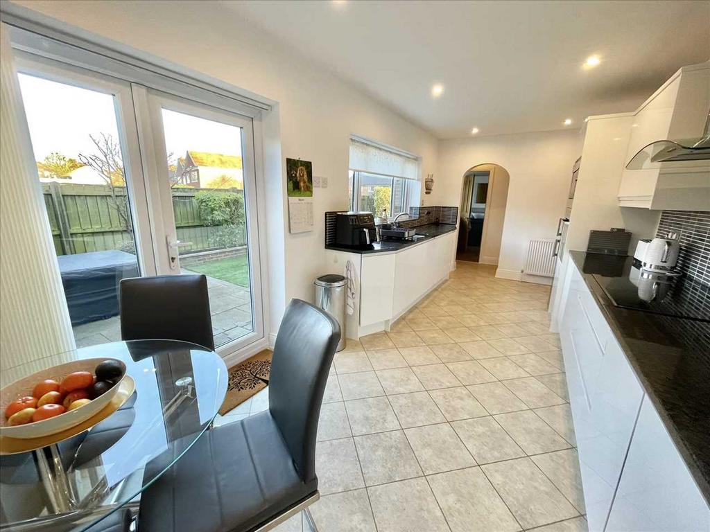 Kitchen/breakfast