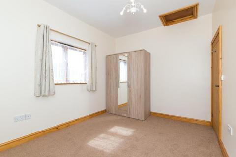 undefined, Bertelin Mews, Ellenhall