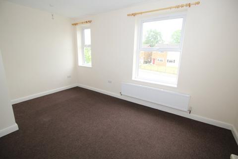 2 bedroom flat to rent, Nelson Court, Methley, Leeds, West Yorkshire