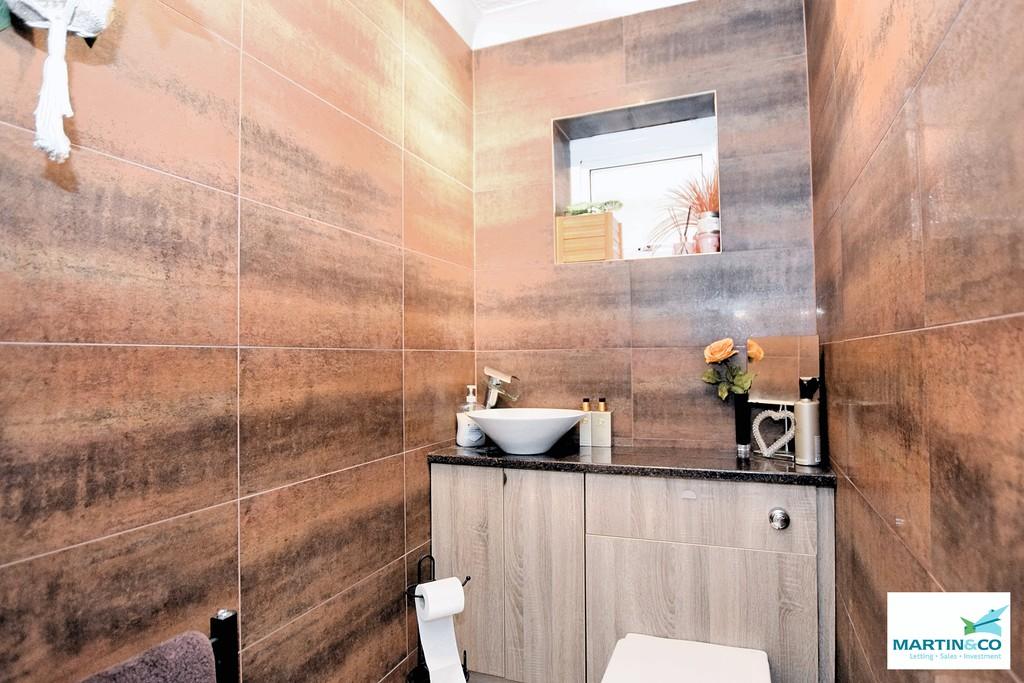 Cloakroom WC