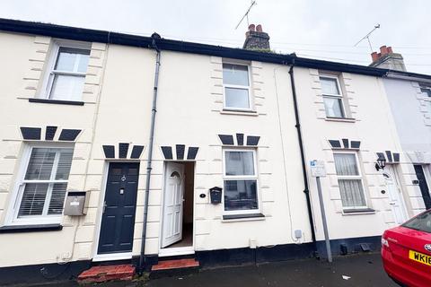 2 bedroom terraced house to rent, Lawrence Street, Gillingham