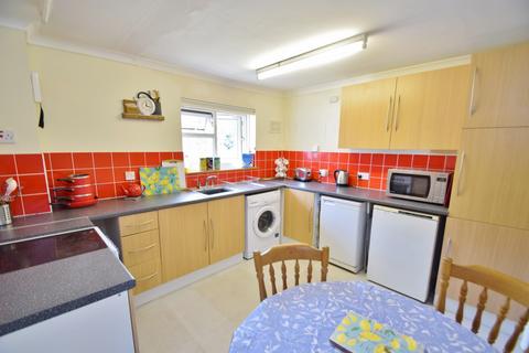 3 bedroom flat to rent, Stanmore
