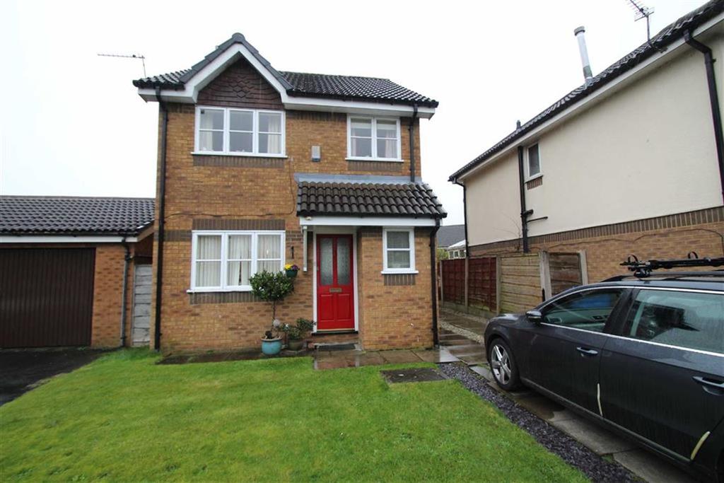 Pennymoor Drive, Altrincham 3 bed detached house £995 pcm (£230 pw)