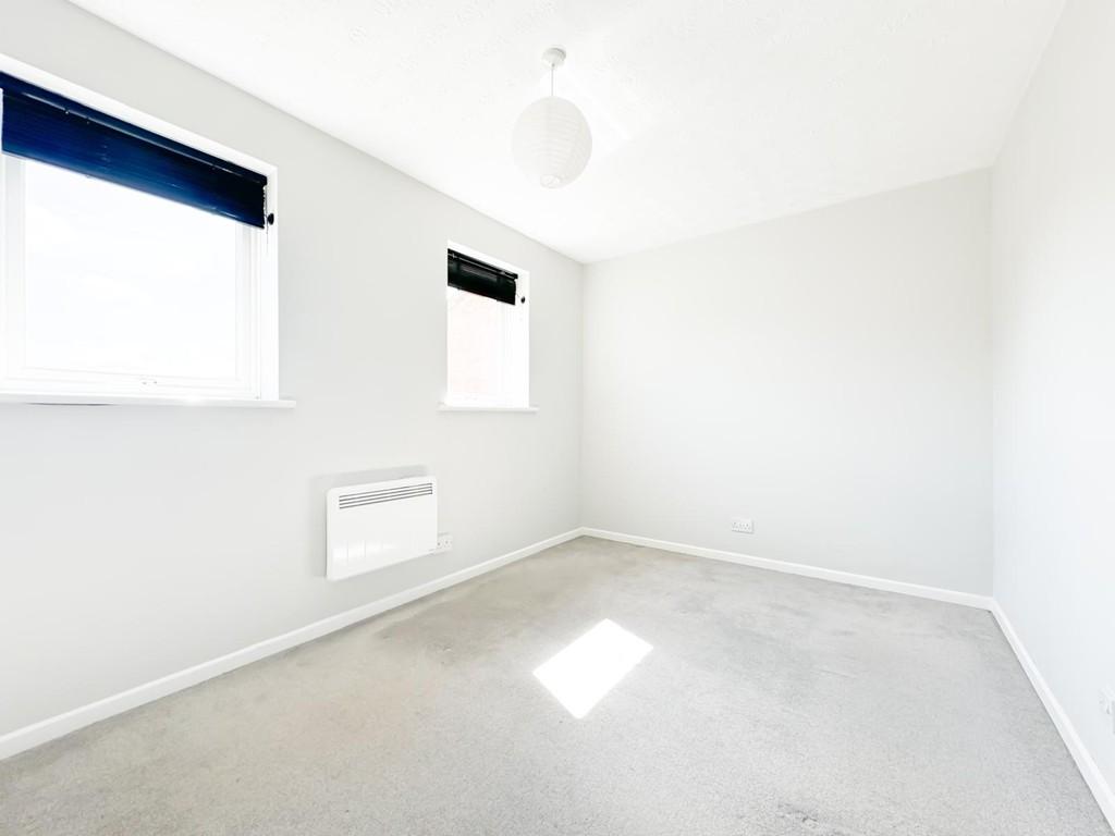 Bedroom 1a