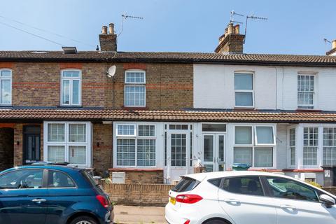 2 bedroom terraced house to rent, Grover Road, Bushey, Oxhey Village, Hertfordshire, WD19