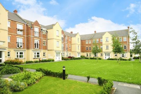2 bedroom apartment to rent, Whitehall Drive, Lower Wortley