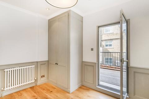 undefined, Tavistock Street, Covent Garden, WC2E