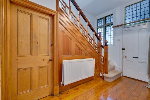 6 bedroom end of terrace house to rent, 29 New Road, Kirkby Lonsdale, LA6 2AB