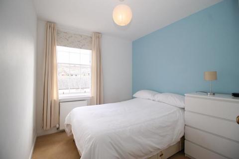 2 bedroom flat to rent - Nicolson Street, Edinburgh EH8