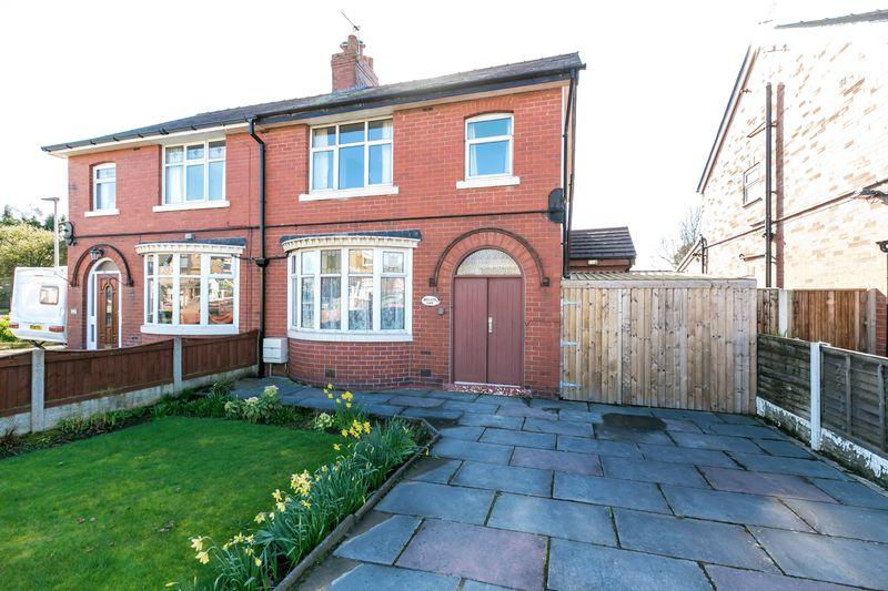 Preston Road, Standish, WN6 0NU 3 bed semidetached house £135,000