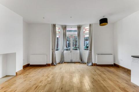Hillfield Road, West Hampstead, NW6
