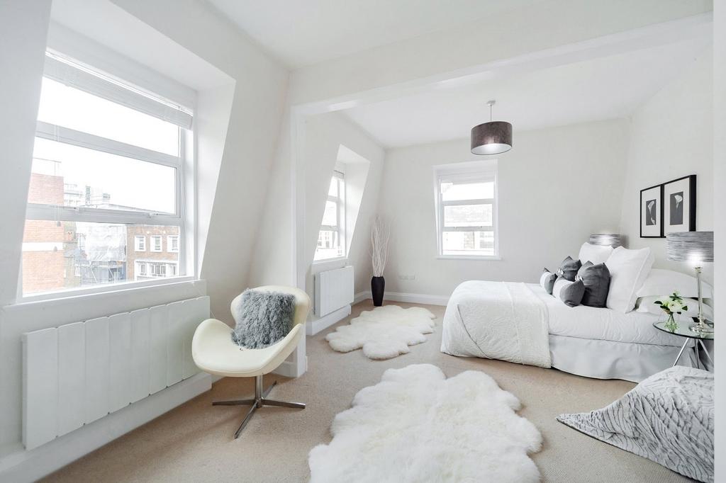 Bedrooom 1