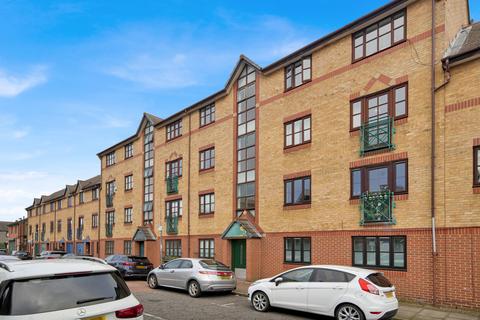 1 bedroom apartment to rent, Stainsbury Street, London, E2