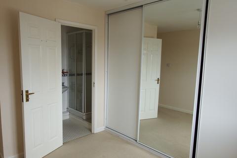 2 bedroom flat to rent, Lewis Crescent, Exeter EX2