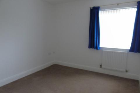 1 bedroom house to rent, St Mary's Court, Burry Port