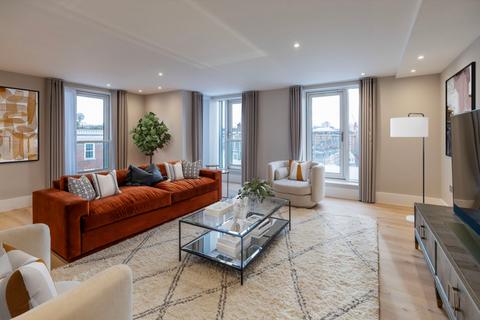 3 bedroom penthouse to rent, Baker Street, Marylebone, London, NW1