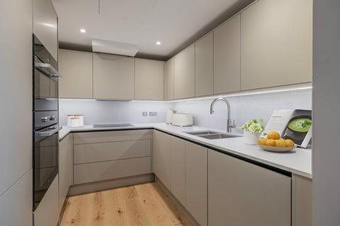 3 bedroom penthouse to rent, Baker Street, Marylebone, London, NW1