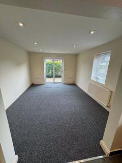 2 bedroom apartment to rent, Pembroke Road, Melksham