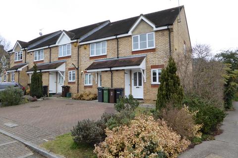 2 bedroom semi-detached house to rent, Orient Close, St Albans