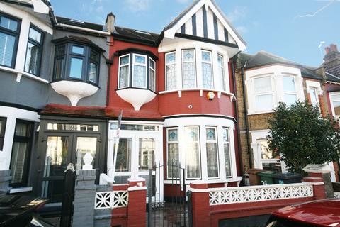 4 bedroom terraced house for sale - Colchester Road, London, E10