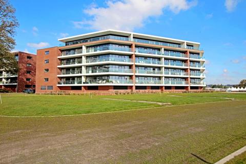 2 bedroom apartment to rent, Chatham House, Racecourse Road, Newbury, Berkshire, RG14