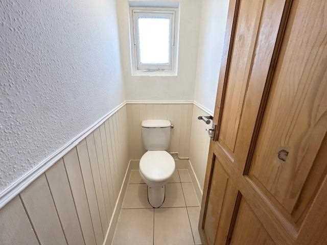 Apartment in Brighton, Round Hill - More