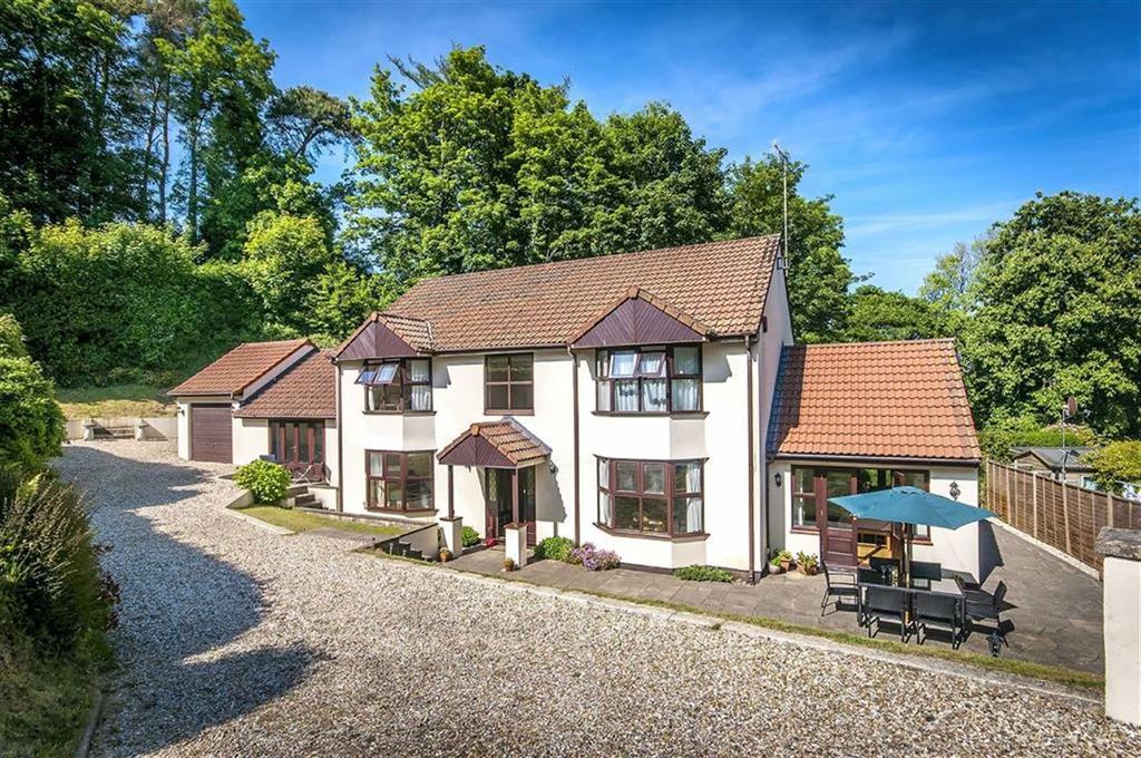 DanyCoed, The Glen, Saundersfoot, Pembrokeshire, SA69 4 bed house £