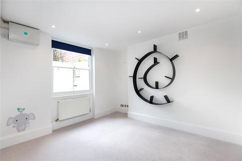 2 bedroom maisonette to rent, Arundel Square, Islington, London