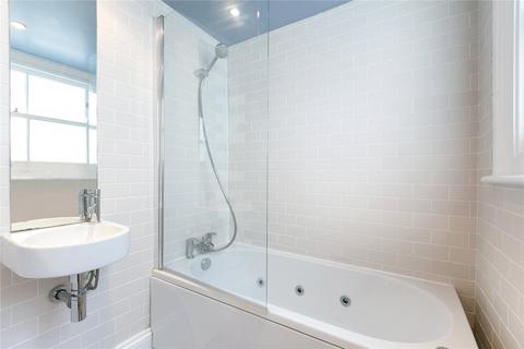 2 bedroom maisonette to rent, Arundel Square, Islington, London