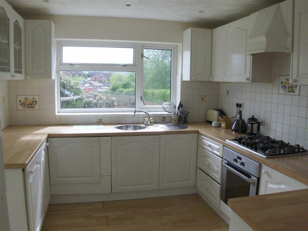 11, Burgess Croft, Red Bank, Welshpool, Powys, SY21 4 bed detached