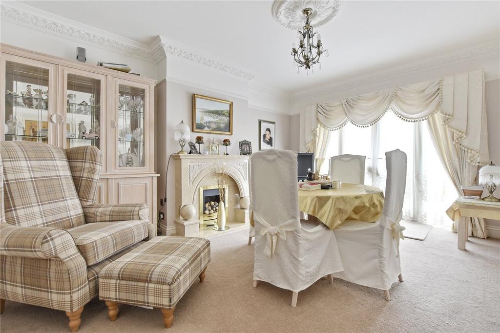 Nevin Drive, London, E4 5 bed semidetached house for sale £1,180,000