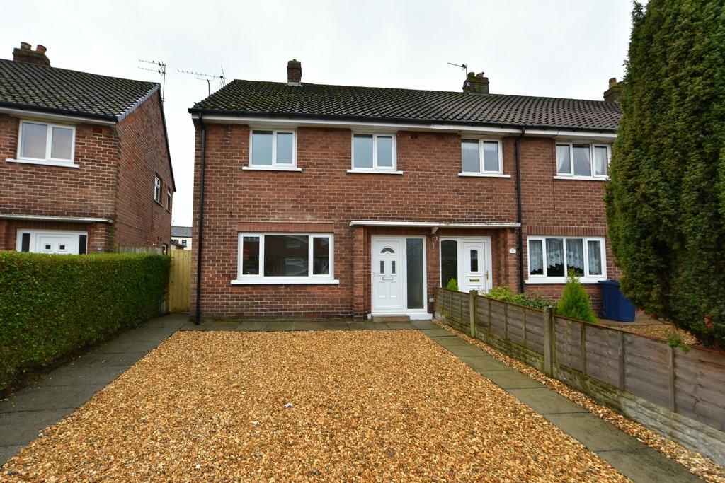 Elm Road, Burscough 2 bed end of terrace house £165,000