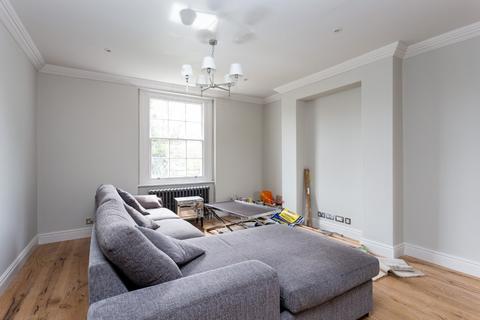 3 bedroom maisonette to rent, Essex Road, Islington, N1