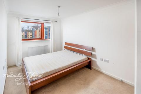 2 bedroom flat to rent, Muir Road E5