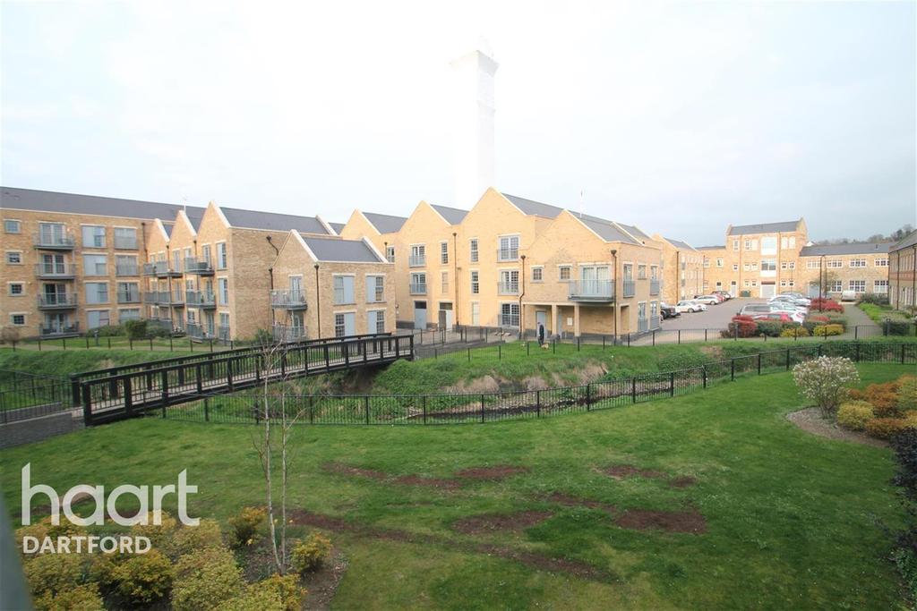 Esparto Way, DA4 2 bed flat £950 pcm (£219 pw)