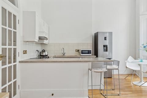 2 bedroom flat to rent, Randolph Avenue, Little Venice, London