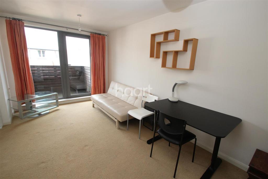 Skyline Apartments Birmingham City Center 1 Bed Flat 750 Pcm Image 1 Of 10
