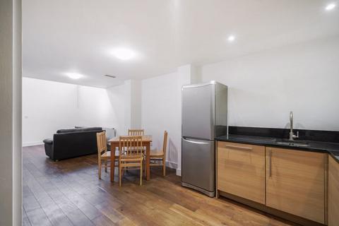 1 bedroom apartment to rent, Milton Court, E3