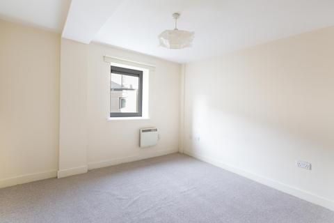 2 bedroom flat to rent, Hamilton Court, City Centre