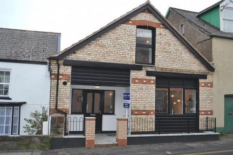 2 bedroom terraced house to rent, Newport Road, Barnstaple, Devon, EX32 9FQ