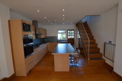 4 bedroom terraced house to rent, Bishops Road, Bury St Edmunds
