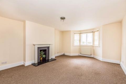 2 bedroom apartment to rent, Shaftesbury Road, Southsea